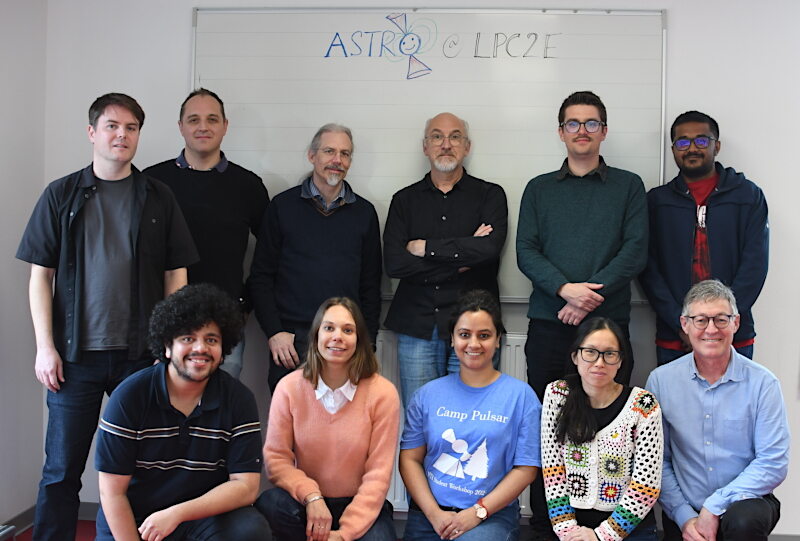 LPC2E Orléans ASTRO group photo inside